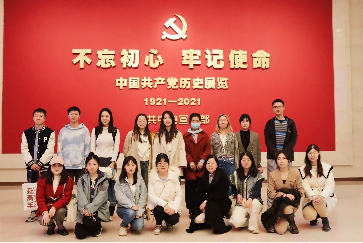 b587a17e43ad4643957a423a914bf297.jpg b587a17e43ad4643957a423a914bf297.jpg