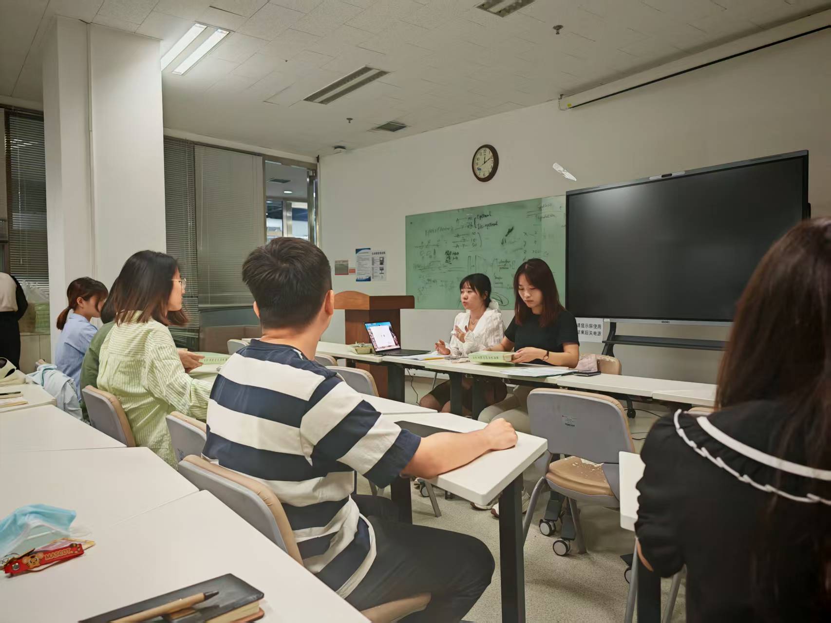 9cd896af830d49919b9e065f90c60e4d.jpg 9cd896af830d49919b9e065f90c60e4d.jpg